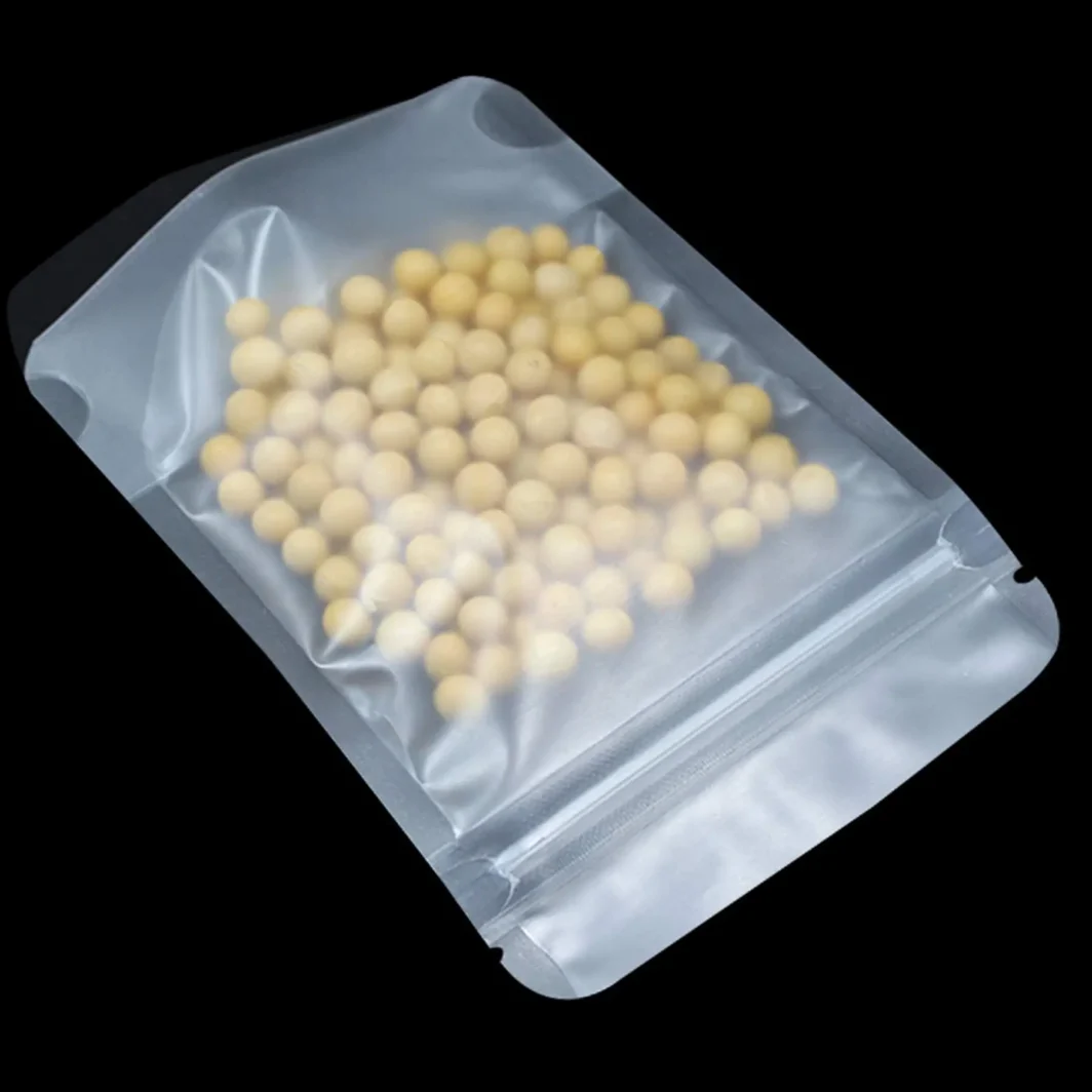 Clear stand-up pouches, eco-friendly and durable, ideal for packaging snacks, coffee, and dry foods. Stylish, sustainable design to preserve freshness.